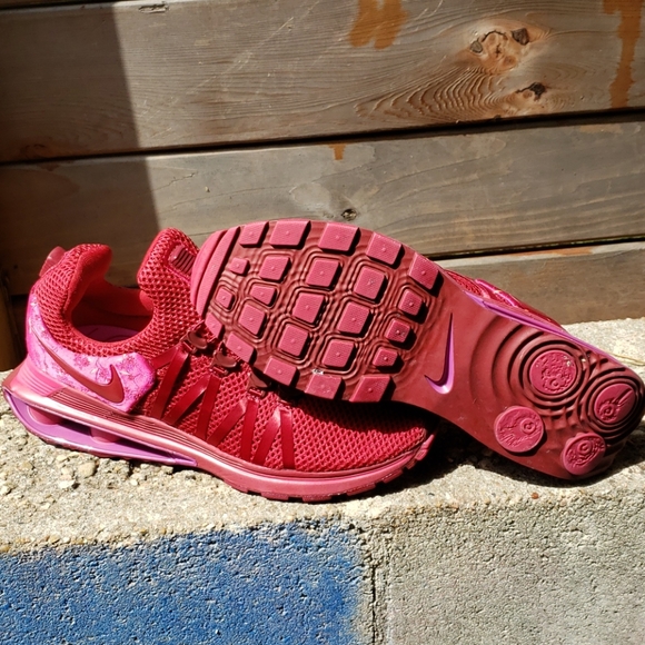 nike shox gravity red crush